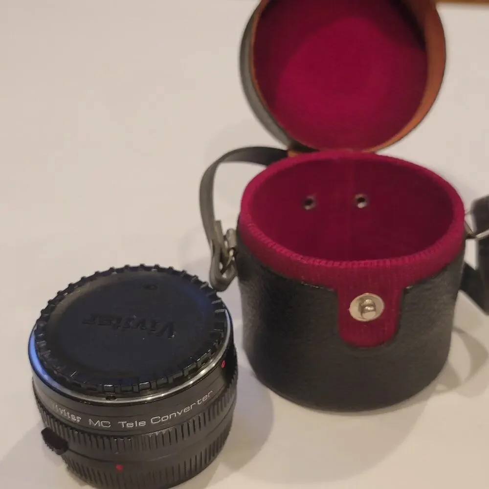 Vintage Vivitar MC Tele Converter 2X Lens Adapter Black For SLR Cameras Case